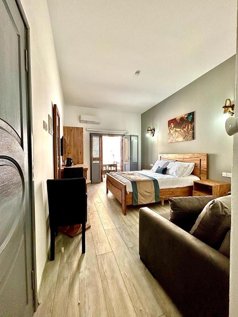 Royal Goddess Guest House, Walled City Famagusta  Eksteriør billede